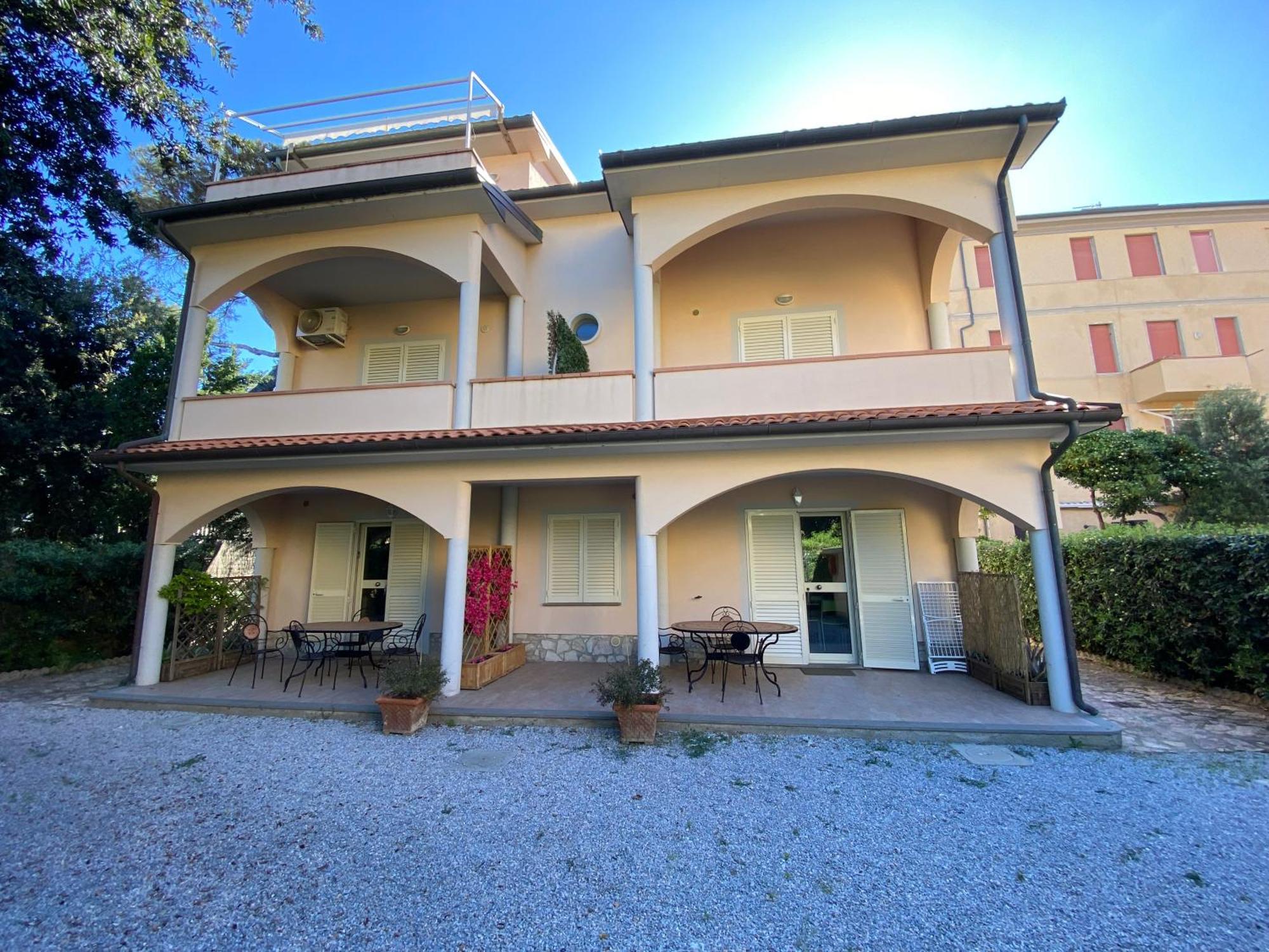 Villa Il Boschetto Сан-Винченцо Экстерьер фото